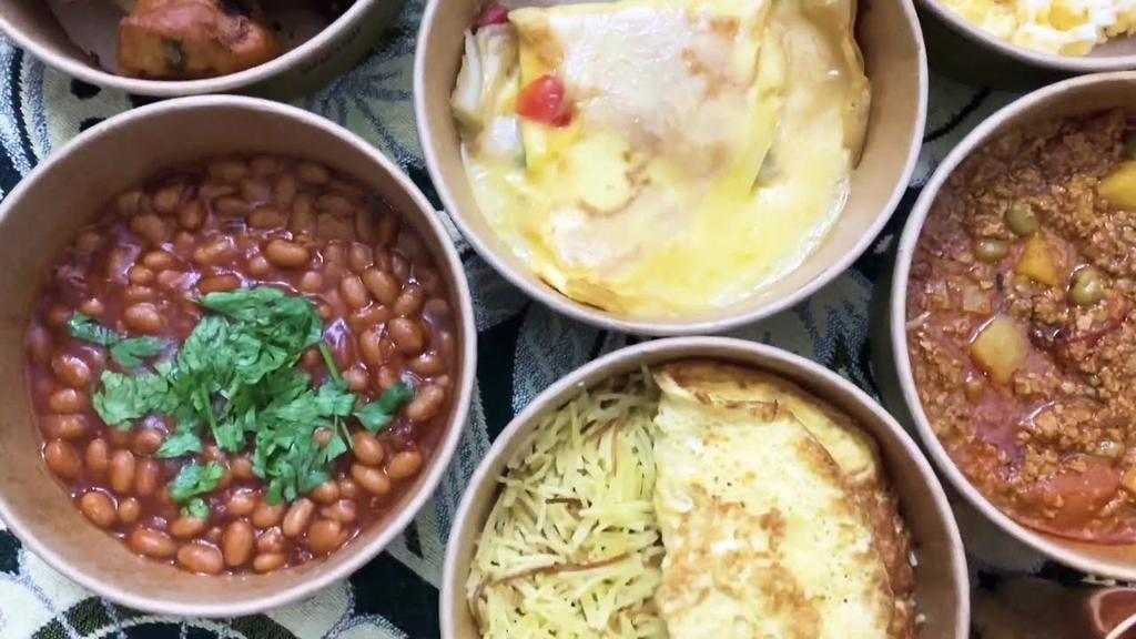 'Video thumbnail for Arabic Breakfast in Bahrain at Emmawash Restaurant- Simple Food & Reviews'